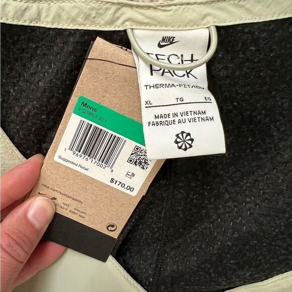 Nike Sportswear Tech Pack ADV Forward-Lined Vest Olive Aura - Picture 7 of 10